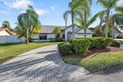 /international/us/7312-nw-83rd-way-tamarac-fl-110106455841/