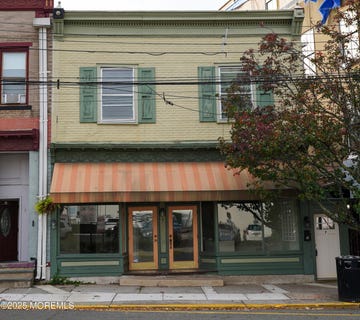 /international/us/5-wharf-avenue-red-bank-nj-110103575584/