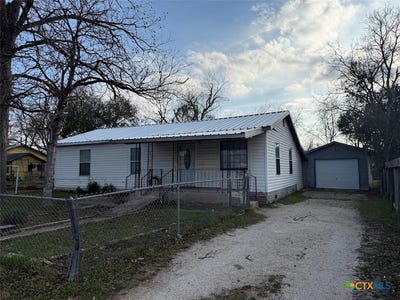 /international/us/784-samuels-avenue-new-braunfels-tx-110105041799/