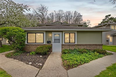 /international/us/45-milrace-drive-east-rochester-ny-110107781063/