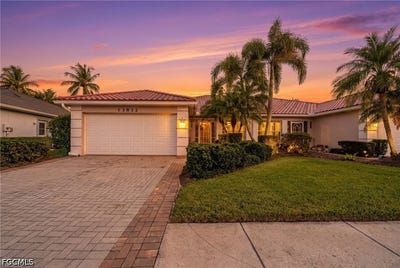 /international/us/13812-lily-pad-circle-fort-myers-fl-110120017572/
