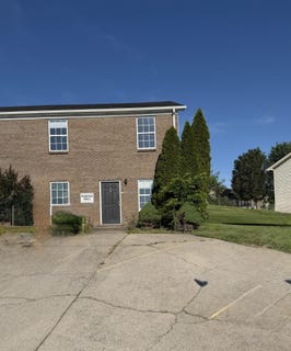 /international/us/135-woods-trail-richmond-ky-110108541633/