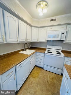 /international/us/816-winding-way-westville-nj-110101493163/