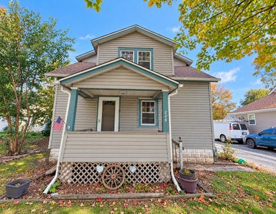 /international/us/216-keck-avenue-aurora-il-110120830951/