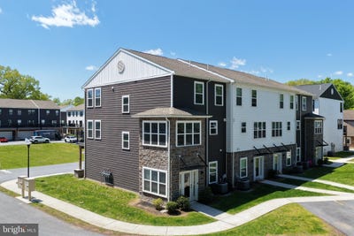 /international/us/113-high-pointe-drive-hummelstown-pa-110108232930/