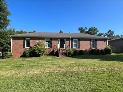 /international/us/1650-beechwood-boulevard-nw-gainesville-ga-110107925818/