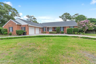 /international/us/9-quail-hollow-drive-oak-island-nc-110100695794/?lang=zh-tw