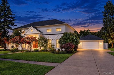 /international/us/4966-sheridan-drive-buffalo-ny-110110368698/