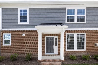 /international/us/1012-robinson-road-suffolk-va-110108071945/