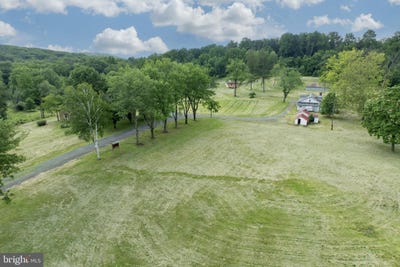 /international/us/2488-sanatoga-pottstown-pa-110100748300/