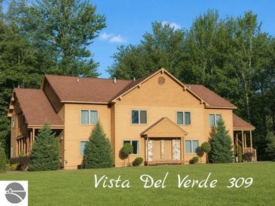 /international/us/2100-w-schuss-mountain-drive-bellaire-mi-110108872039/