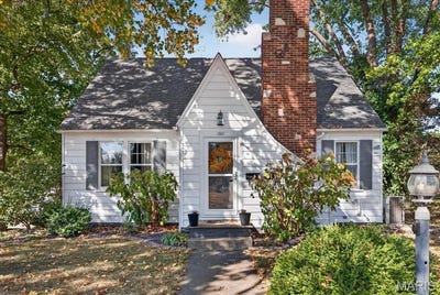 /international/us/1391-fairfax-street-carlyle-il-110120550493/