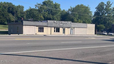 /international/us/19421-alberta-st-oneida-tn-110098272125/