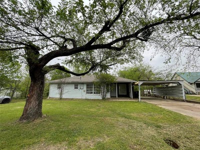 /international/us/403-n-fairview-street-keene-tx-110107006081/