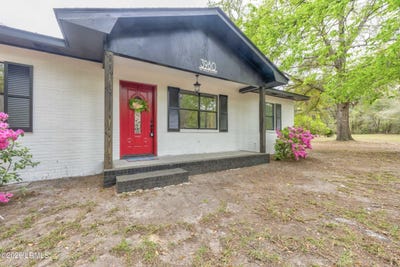 /international/us/3980-walterboro-highway-varnville-sc-110106850510/
