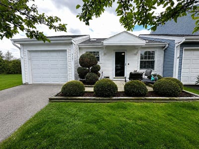 /international/us/3321-greenwich-lane-island-lake-il-110107848909/
