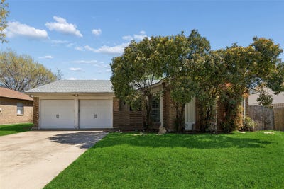 /international/us/6604-brookdale-drive-watauga-tx-110106590415/