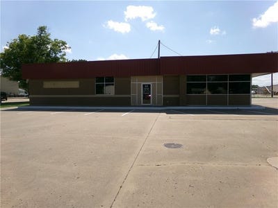 /international/us/612-north-state-st-n-state-street-iola-ks-110100513026/