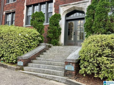 /international/us/3007-highland-avenue-birmingham-al-110106674278/