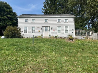 /international/us/3981-county-route-70a-avoca-ny-110107435295/