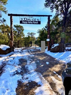 /international/us/1841-e-upper-happy-valley-loop-teasdale-ut-110107267986/