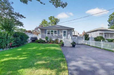 /international/us/63-4th-street-ronkonkoma-ny-110110317851/