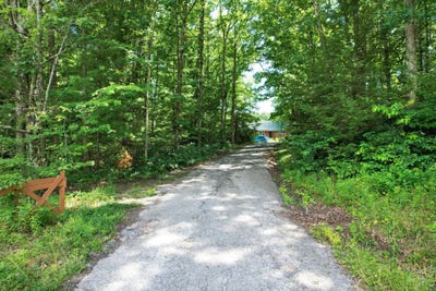 /international/us/47-stephens-lane-signal-mountain-tn-110120754889/