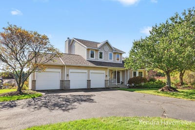 /international/us/2480-rolling-meadow-drive-ne-belmont-mi-110120085494/