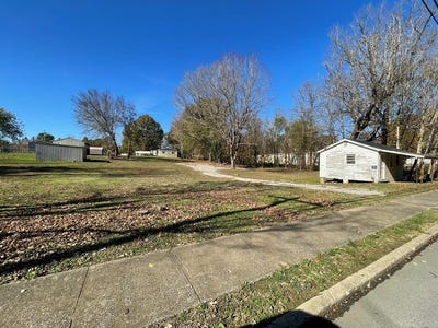 /international/us/7385-7395-hanson-rd-hanson-ky-110104444869/