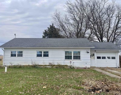 /international/us/8937-s-900-w-road-lafontaine-in-110103723805/