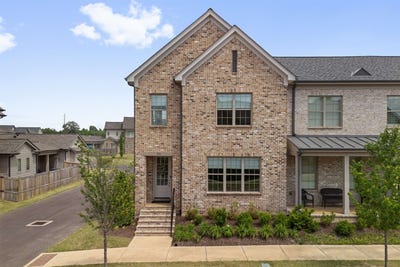 /international/us/514-armel-dr-collierville-tn-110107541595/