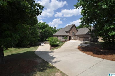 /international/us/428-sterling-park-circle-alabaster-al-110107935167/