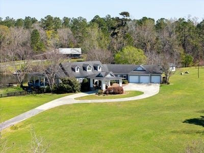 /international/us/8200-w-ga-hwy-122-hahira-ga-110104543898/