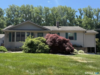 /international/us/66-tuckahoe-drive-shelton-ct-110108912330/