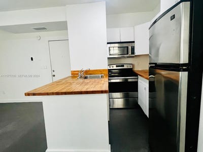/international/us/536-14th-street-miami-beach-fl-110107319633/