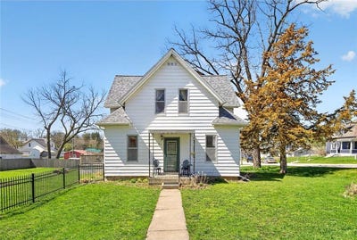 /international/us/517-pleasant-street-ne-preston-mn-110107396536/