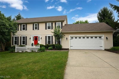 /international/us/813-silverberry-lane-hudson-oh-110100868665/