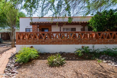 /international/us/134-s-paseo-quinta-green-valley-az-110099981758/