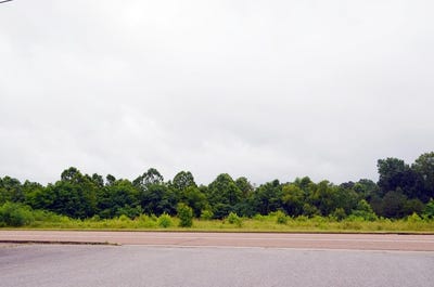 /international/us/tyson-ave-hwy-79s-paris-tn-110092348096/