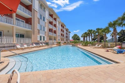 /international/us/3300-highway-98-mexico-beach-fl-110101234043/
