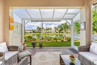 /international/us/3951-cherrybrook-loop-fort-myers-fl-110103158489/