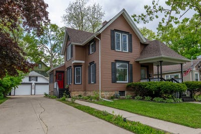 /international/us/400-s-2nd-oregon-il-110107871994/
