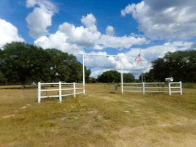 /international/us/1567-county-road-123f-hallettsville-tx-110102971111/