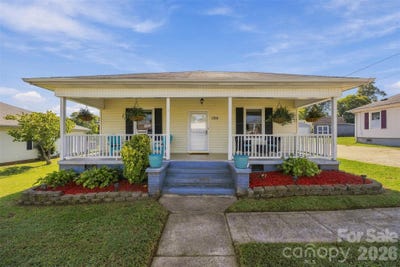 /international/us/1501-perfection-avenue-belmont-nc-110120449589/