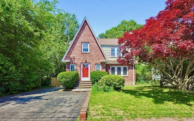 /international/us/33-princess-road-newton-ma-110108682190/