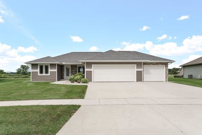 /international/us/5039-fairmont-drive-milton-wi-110101168712/