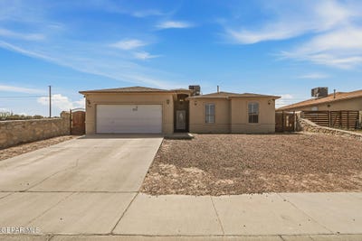 /international/us/521-el-cerro-drive-sunland-park-nm-110106698970/