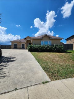 /international/us/3601-perfection-lake-avenue-robstown-tx-110110351642/