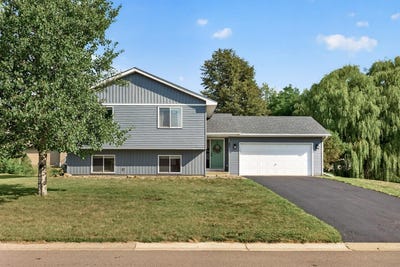 /international/us/6877-174th-street-w-farmington-mn-110120422648/