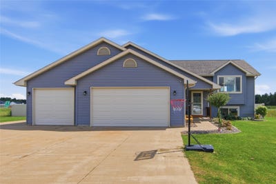 /international/us/11207-39th-avenue-chippewa-falls-wi-110109113606/